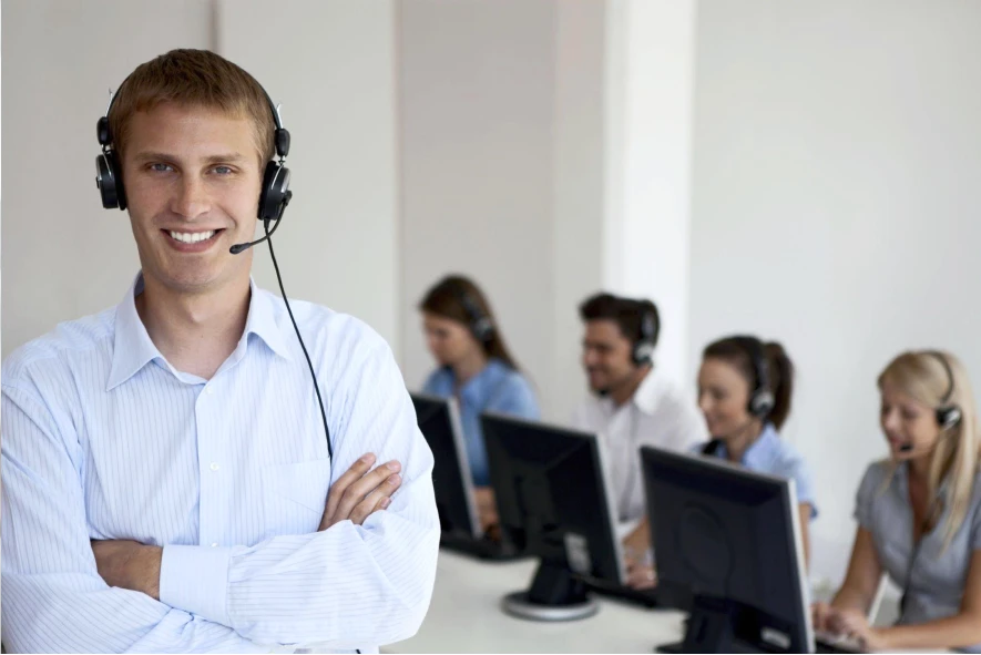 BPO and Call Center: What Sets Them Apart