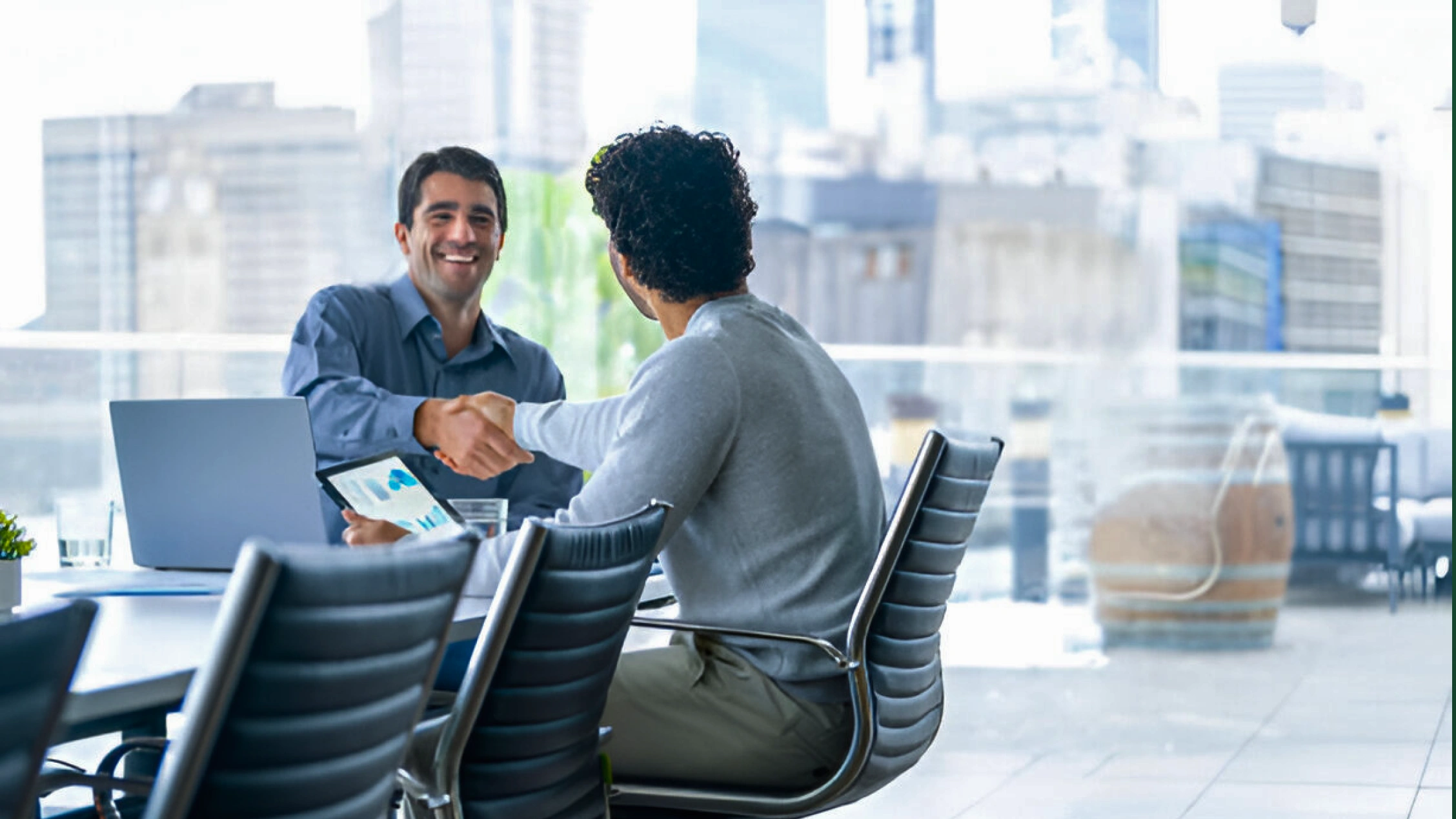 what is b2b sales experience.